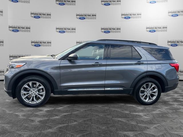 Certified 2023 Ford Explorer XLT w/ Equipment Group 202A AWD/4WD image 2