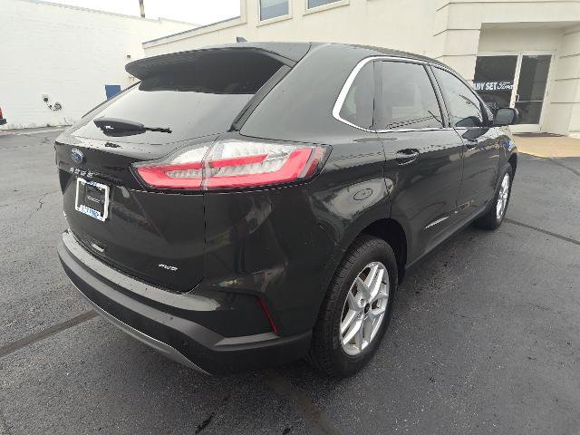Certified 2023 Ford Edge SEL w/ Convenience Package AWD/4WD image 5