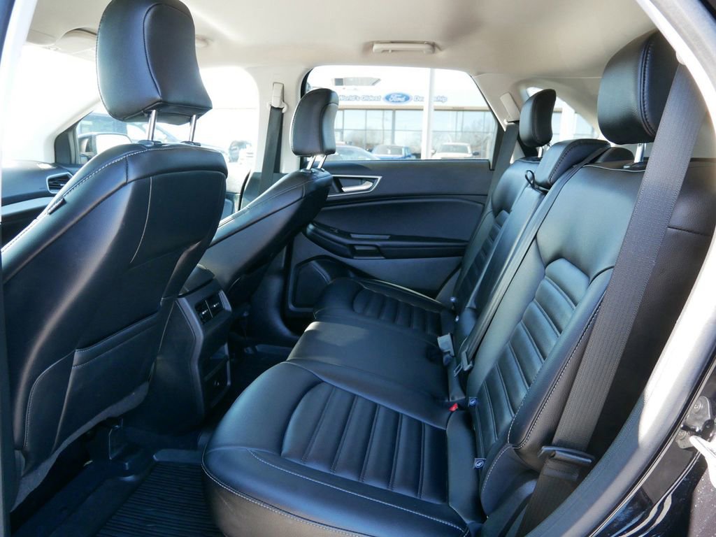 Certified 2023 Ford Edge SEL image 12