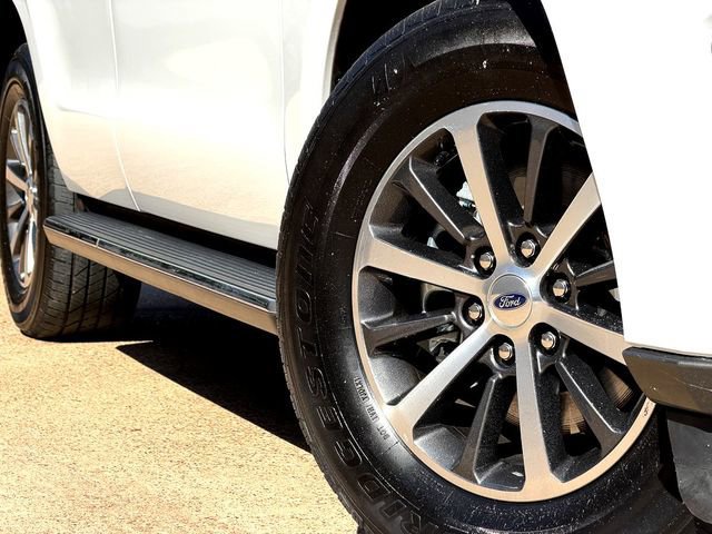 Certified 2021 Ford Expedition XLT image 6