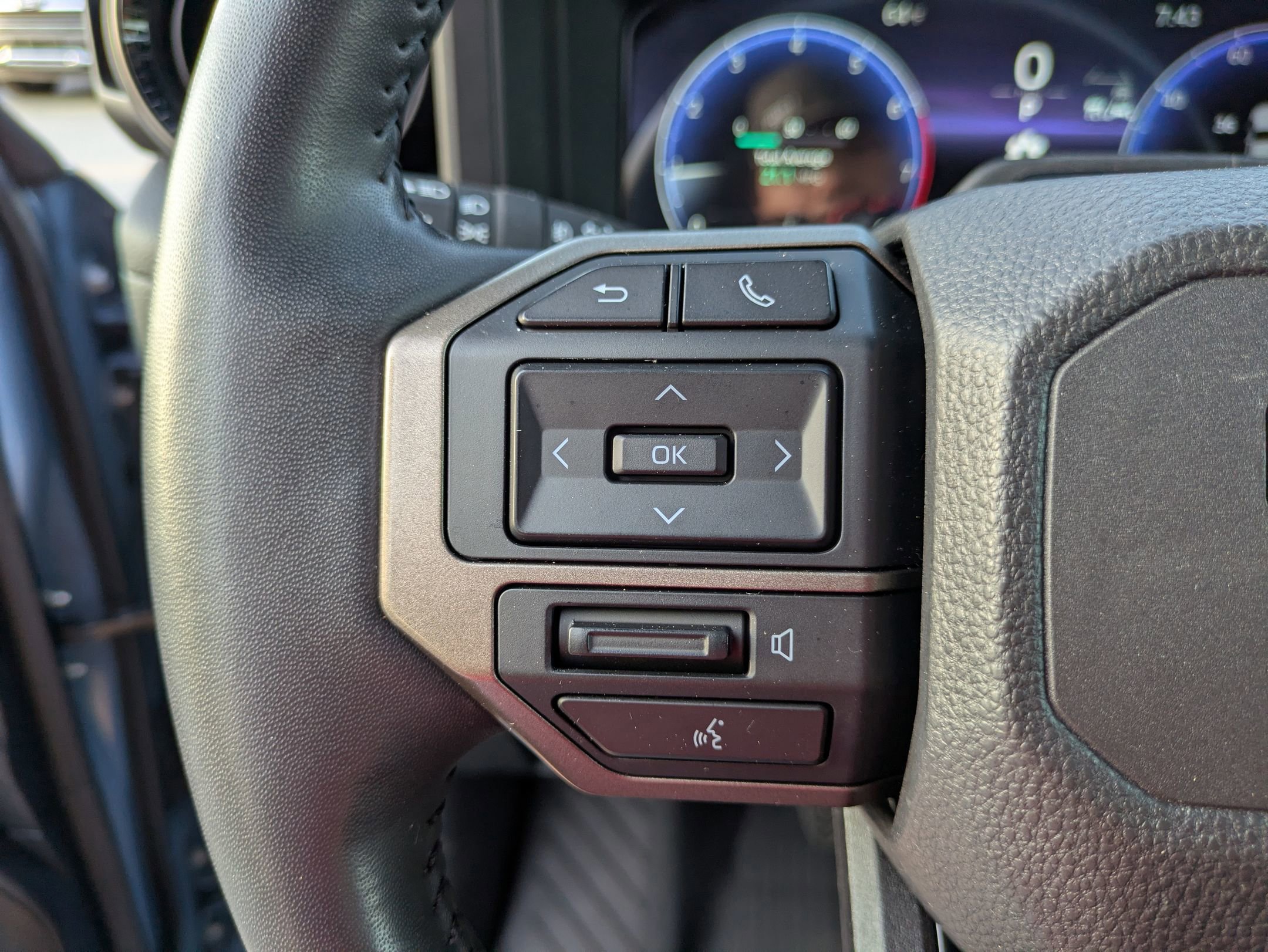 Used 2024 Toyota Land Cruiser w/ Premium Package image 18