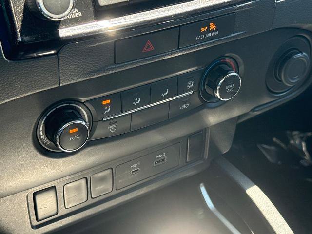 Used 2022 Nissan Frontier SV AWD/4WD image 22