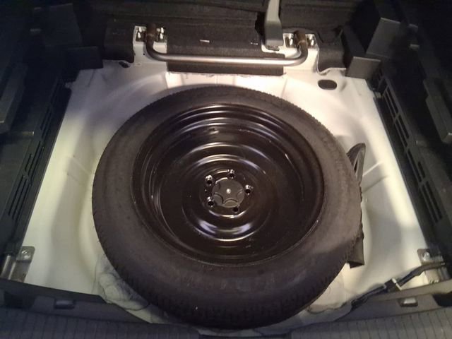 Used 2024 Nissan Rogue S FWD image 23