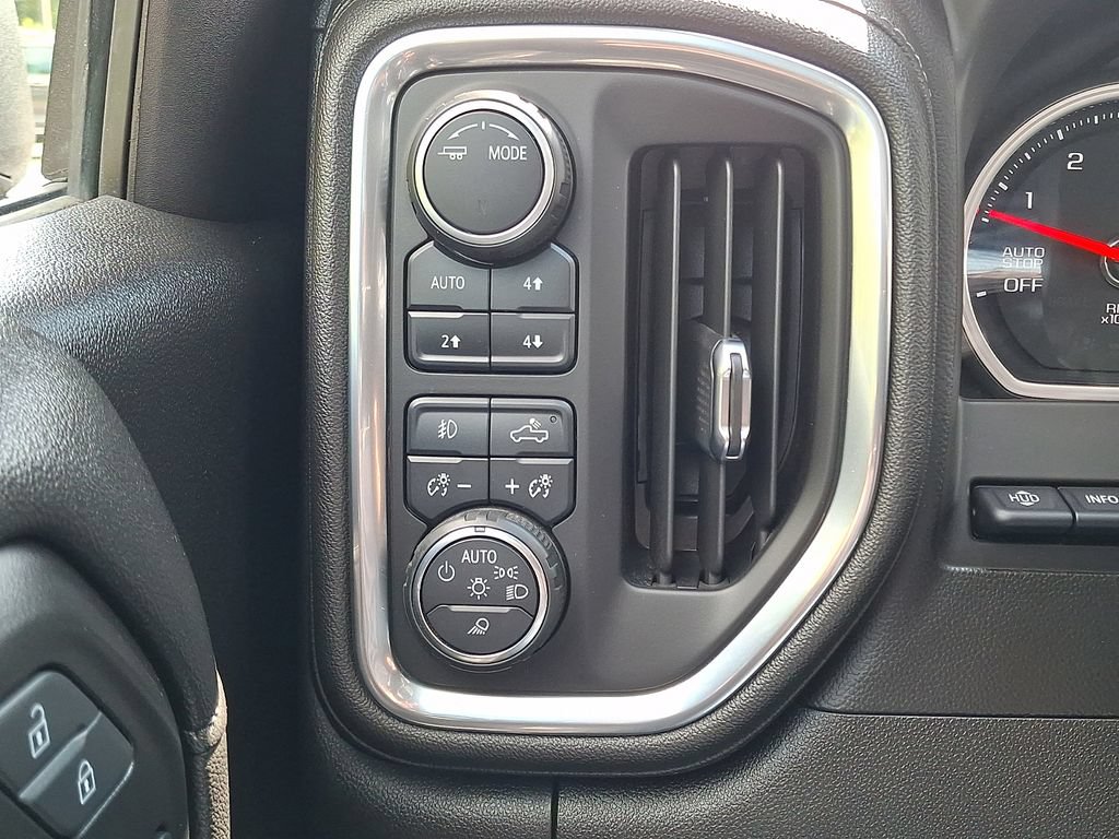 Used 2021 Chevrolet Silverado 1500 LTZ w/ LTZ Premium Package AWD/4WD image 27