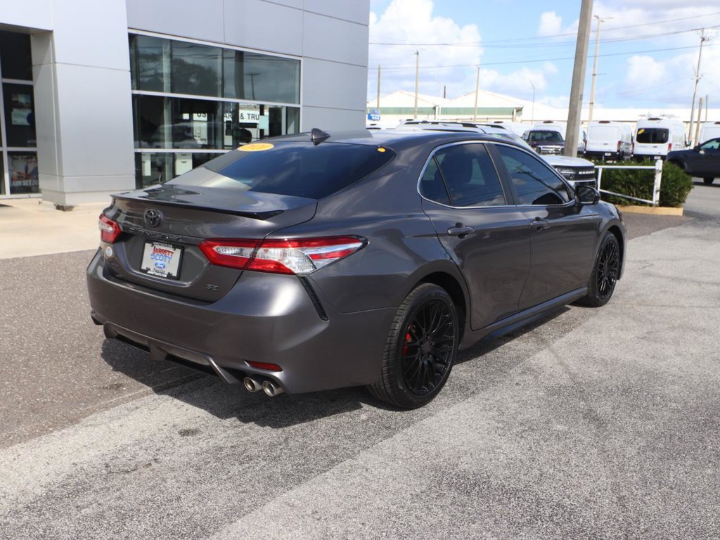Used 2020 Toyota Camry SE FWD image 15