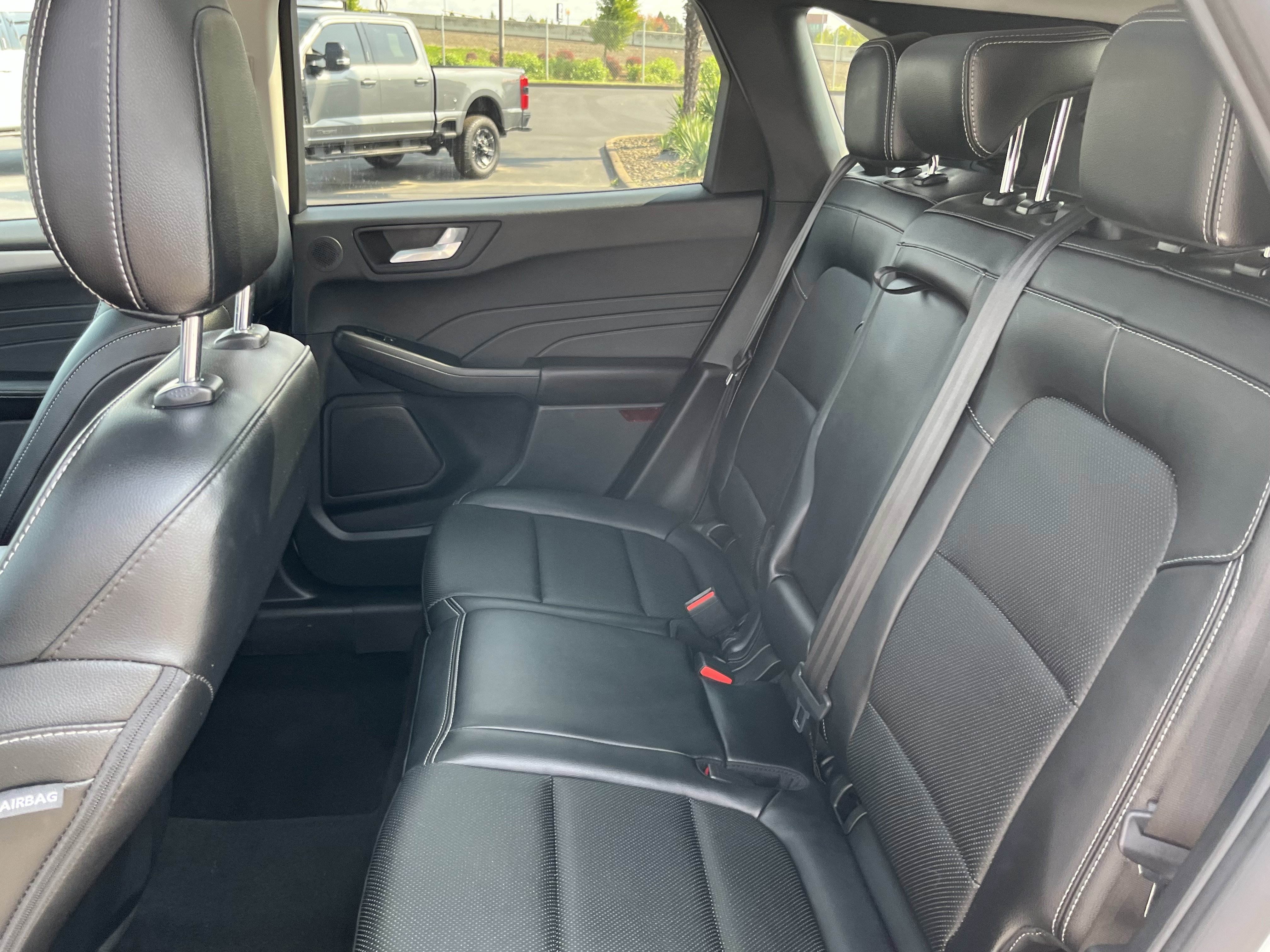 Certified 2022 Ford Escape SEL w/ Technology Package image 11