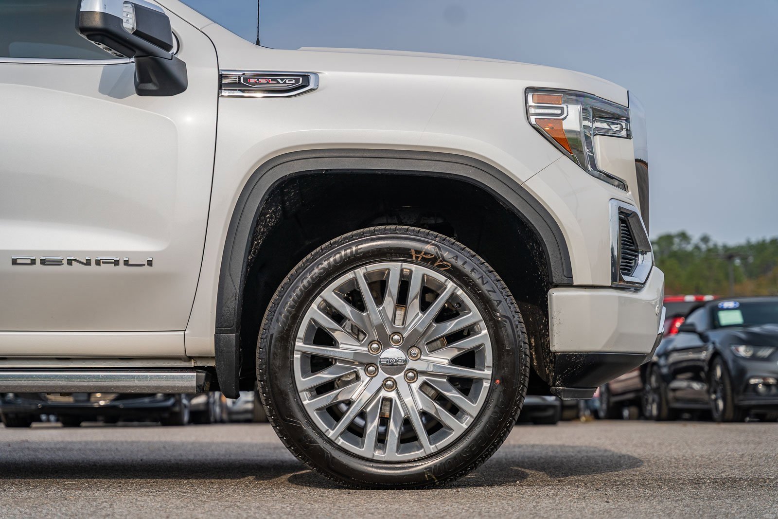 Used 2019 GMC Sierra 1500 Denali w/ Denali Ultimate Package image 9