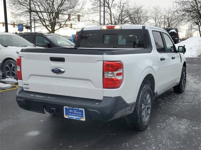 Certified 2022 Ford Maverick XLT image 3