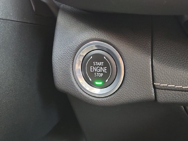 Used 2021 Buick Envision Essence AWD/4WD image 21