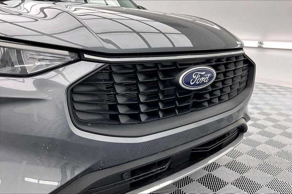 Certified 2023 Ford Escape Active image 28