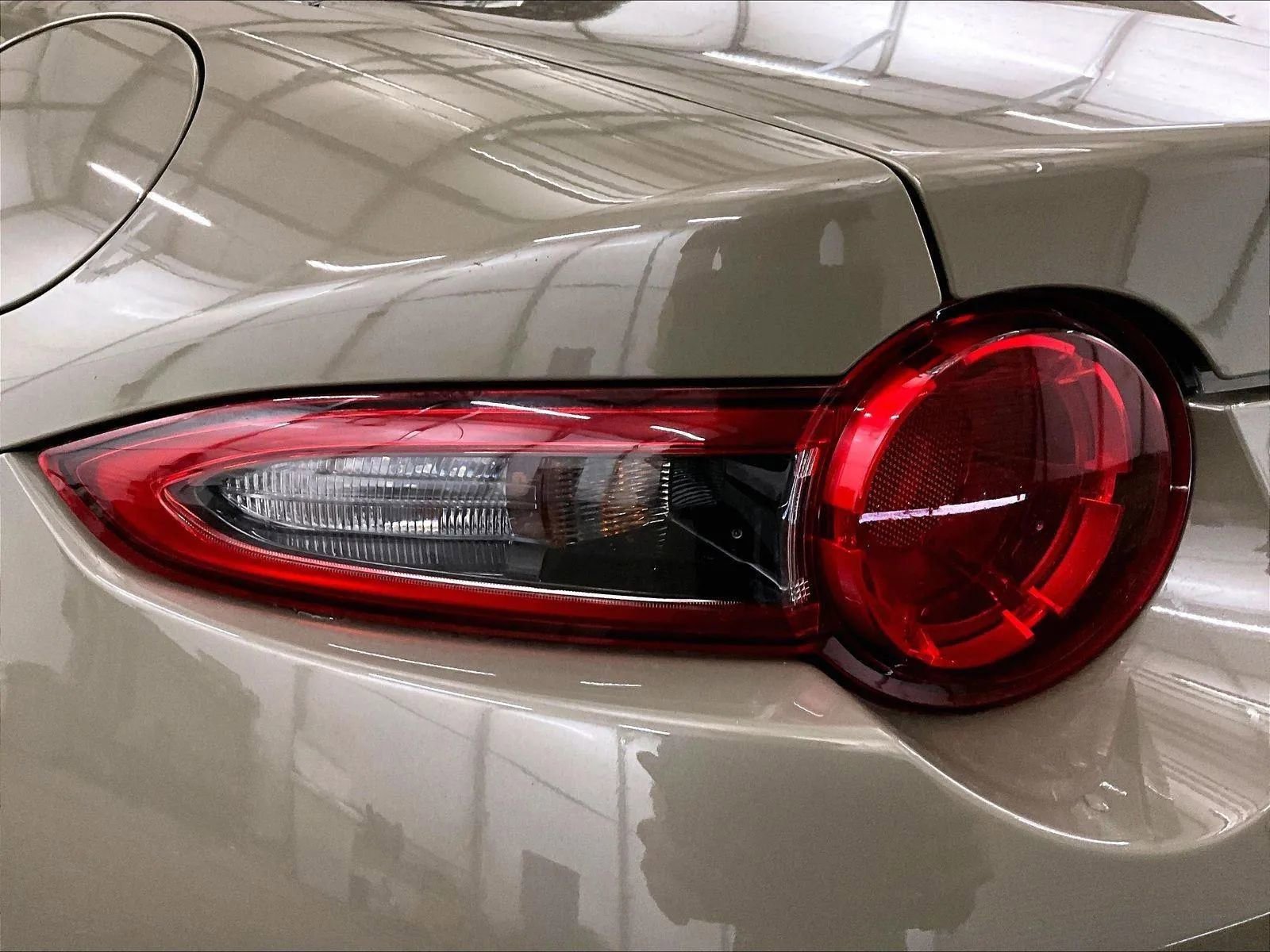 Used 2023 MAZDA MX-5 Miata Grand Touring w/ Weather Package RWD image 26