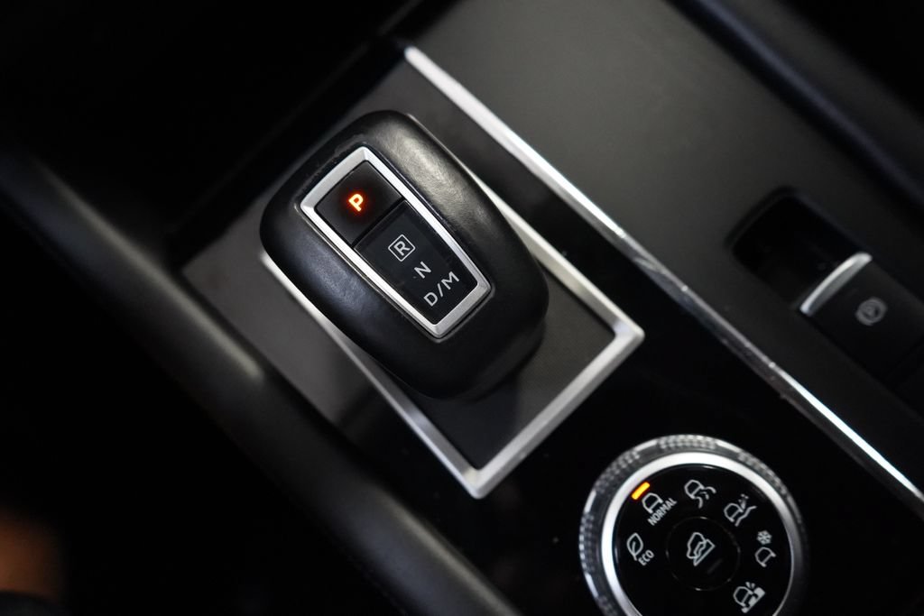 Used 2024 Mitsubishi Outlander SE AWD/4WD image 38