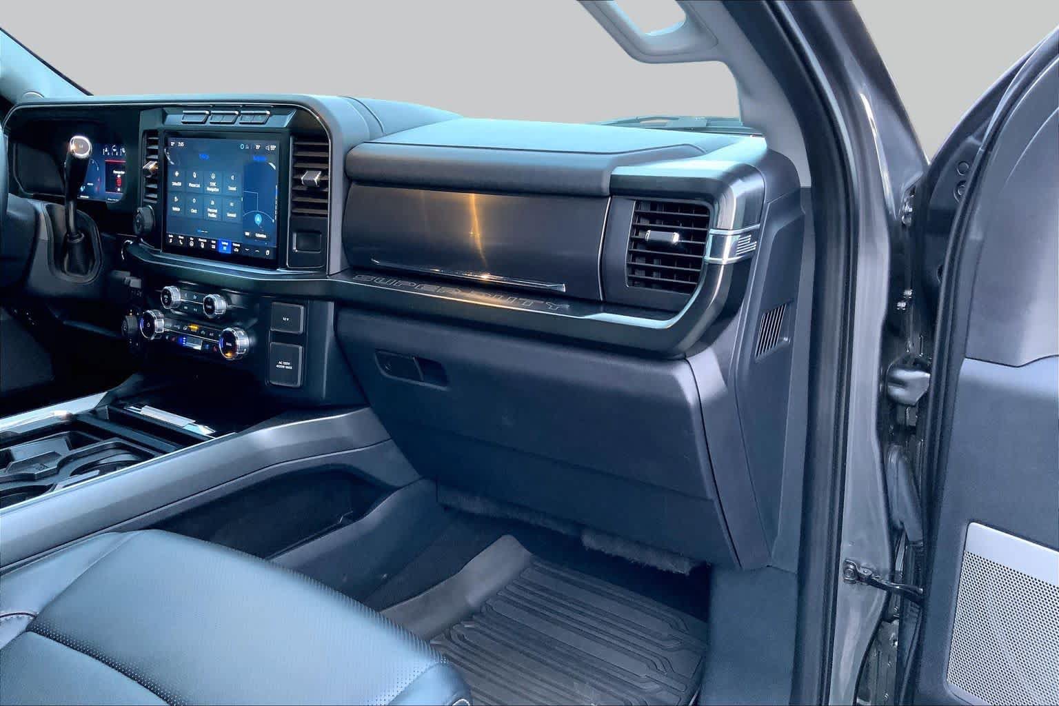 Certified 2023 Ford F250 Lariat w/ Lariat Ultimate Package AWD/4WD image 17