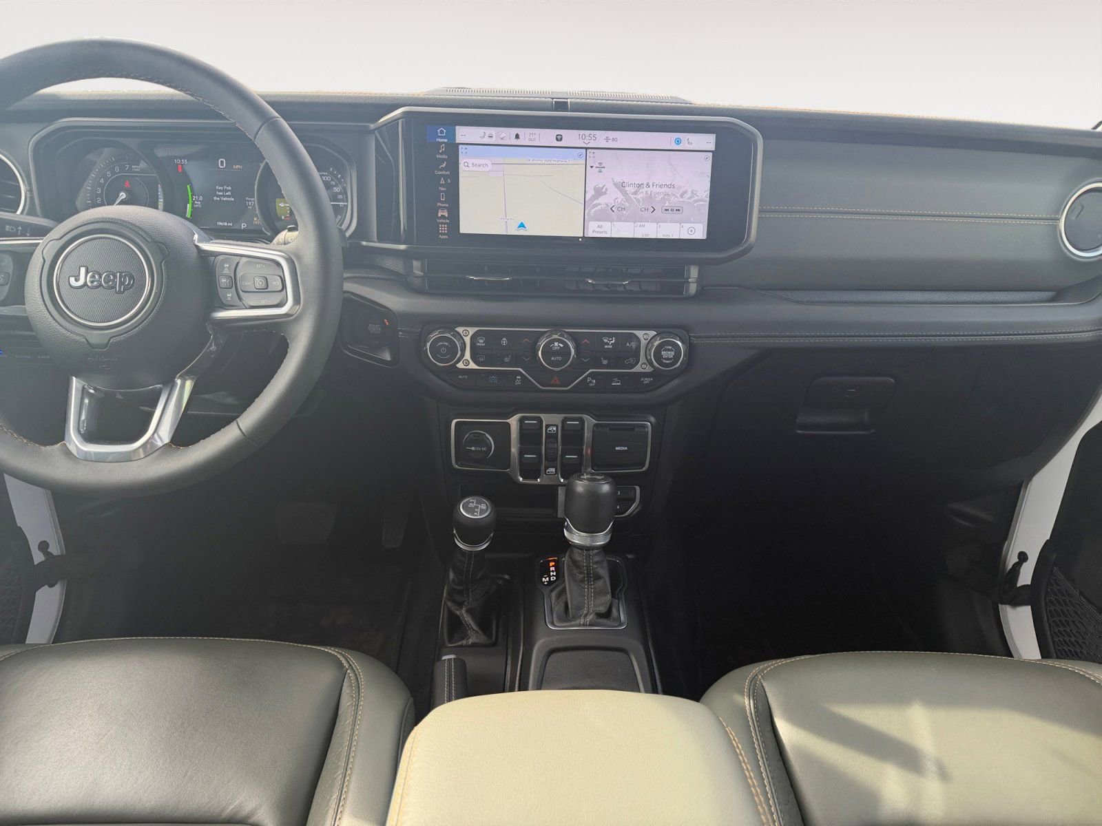 Used 2024 Jeep Wrangler High Altitude AWD/4WD image 11
