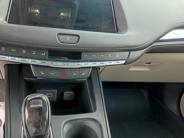 Used 2023 Cadillac XT4 Luxury w/ Driver Awareness Package FWD image 19