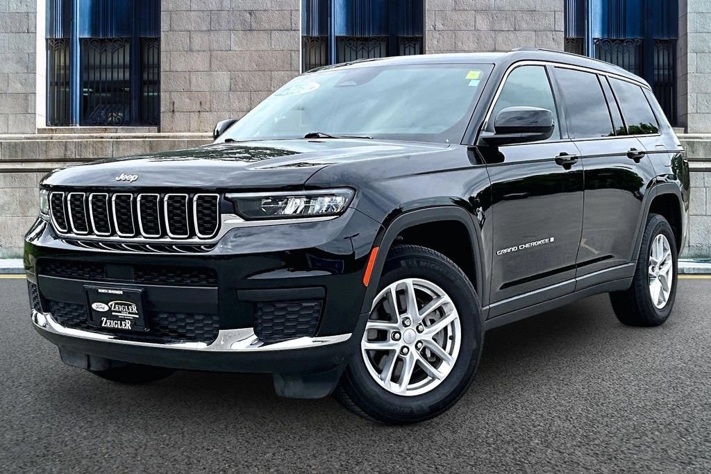 Used 2025 Jeep Grand Cherokee L Laredo AWD/4WD image 2