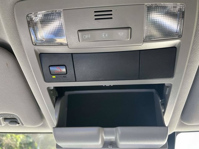 Used 2022 Toyota Tacoma SR w/ SR Convenience Package RWD image 32