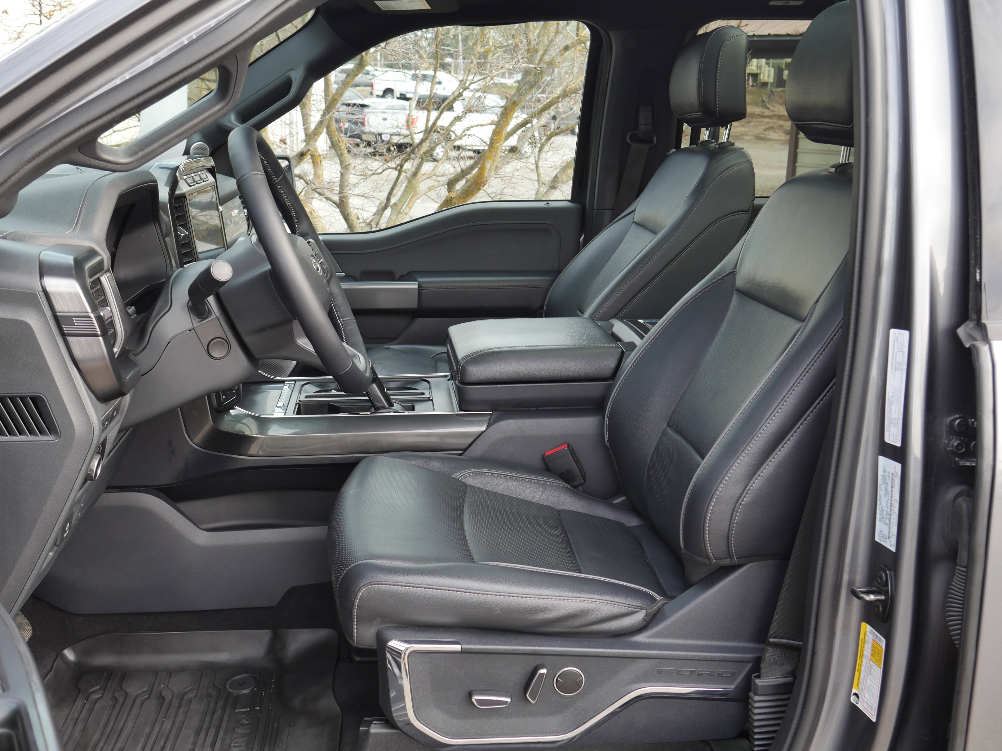 Certified 2023 Ford F150 Lariat w/ Equipment Group 502A High image 9