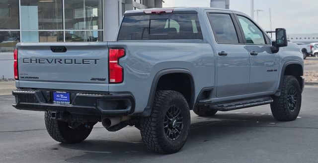 Used 2025 Chevrolet Silverado 2500 ZR2 w/ Technology Package AWD/4WD image 5
