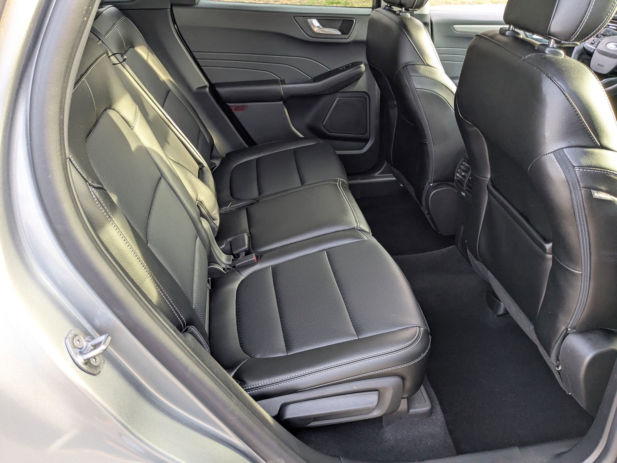 Certified 2022 Ford Escape SEL image 31