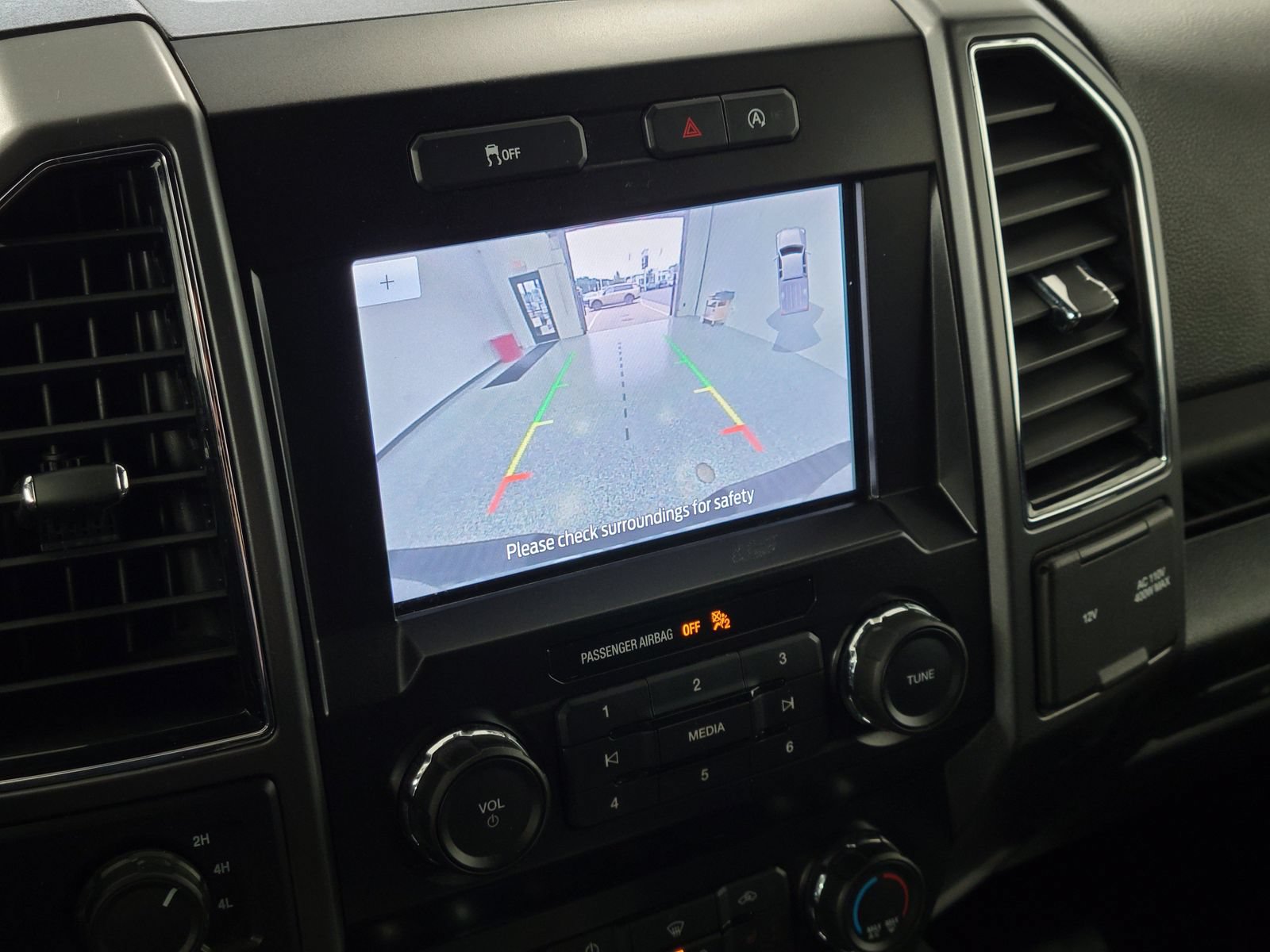Certified 2020 Ford F150 XLT w/ Equipment Group 302A Luxury AWD/4WD image 19