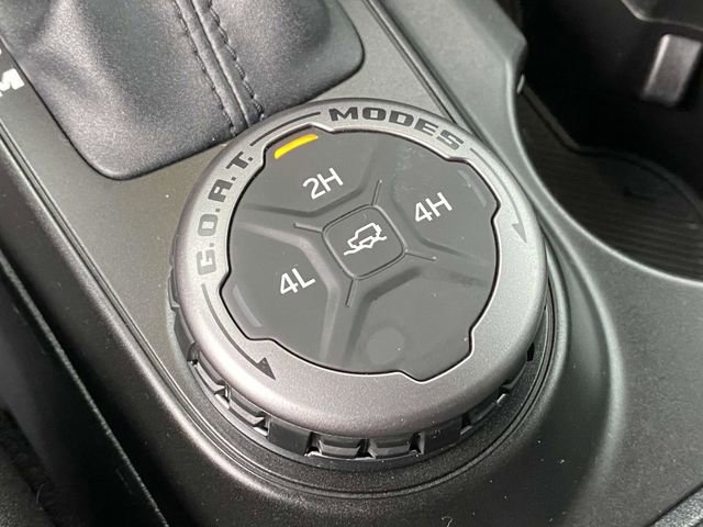 Certified 2022 Ford Bronco Black Diamond image 32