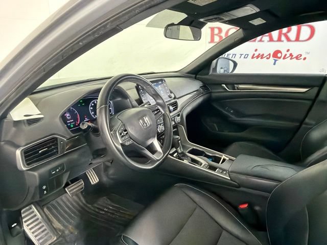 Used 2018 Honda Accord Sport image 12