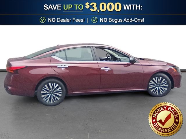 Used 2025 Nissan Altima 2.5 SV FWD image 8