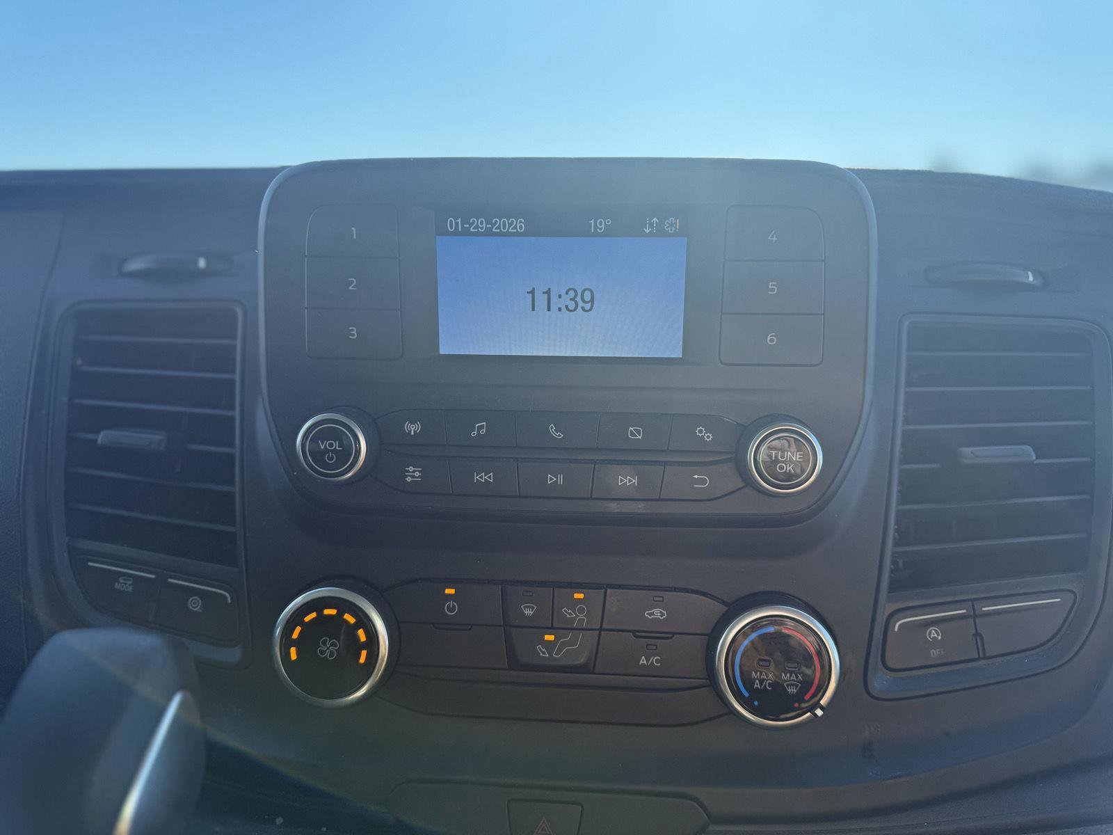 Certified 2022 Ford Transit 350 T350hd w/ Interior Upgrade Package image 12