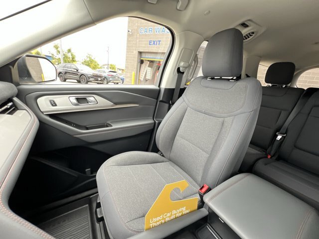 Certified 2026 Ford Explorer Active AWD/4WD image 21
