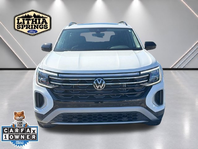 Used 2024 Volkswagen Atlas Peak Edition SE AWD/4WD image 9