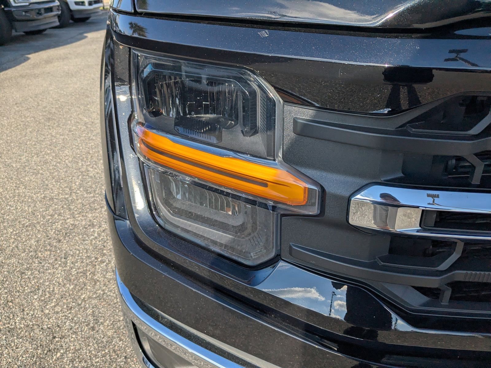 Certified 2024 Ford F150 XLT AWD/4WD image 10