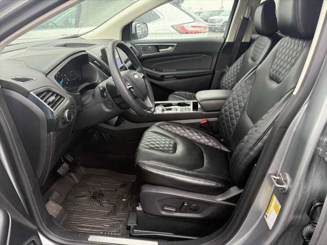 Certified 2024 Ford Edge Titanium w/ Equipment Group 301A image 9
