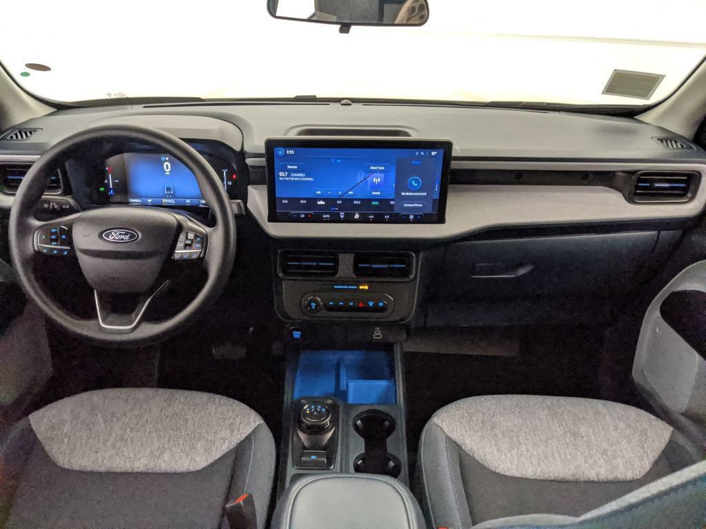 Certified 2025 Ford Maverick XLT w/ Equipment Group 302A AWD/4WD image 7