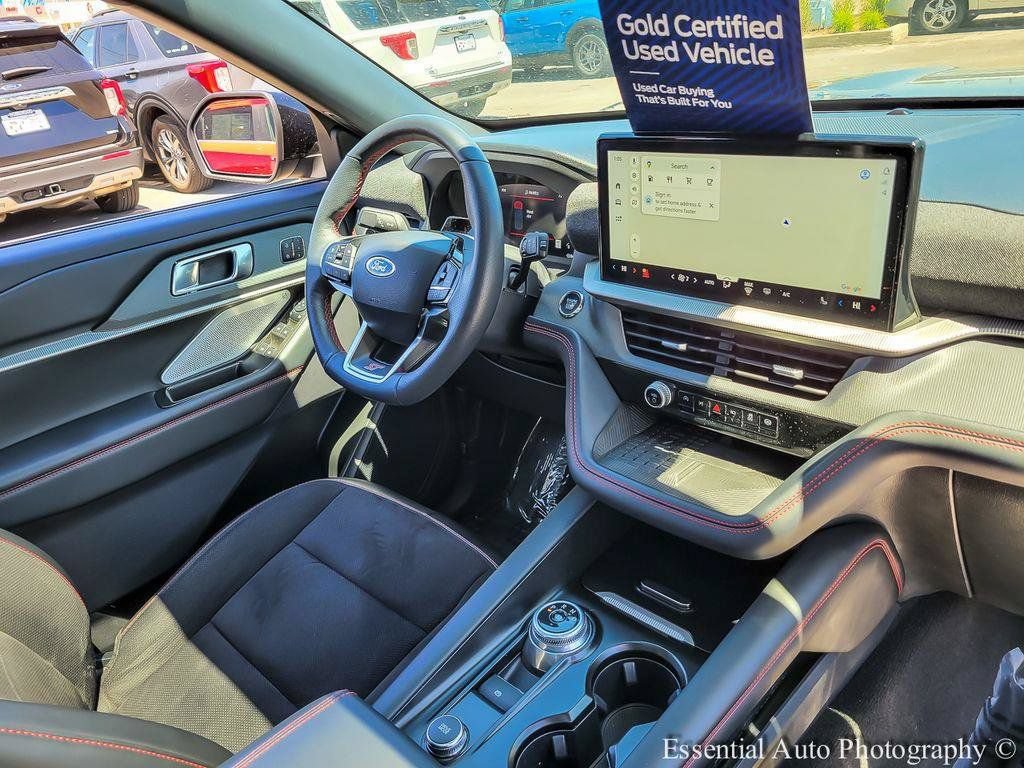 Certified 2025 Ford Explorer ST AWD/4WD image 29