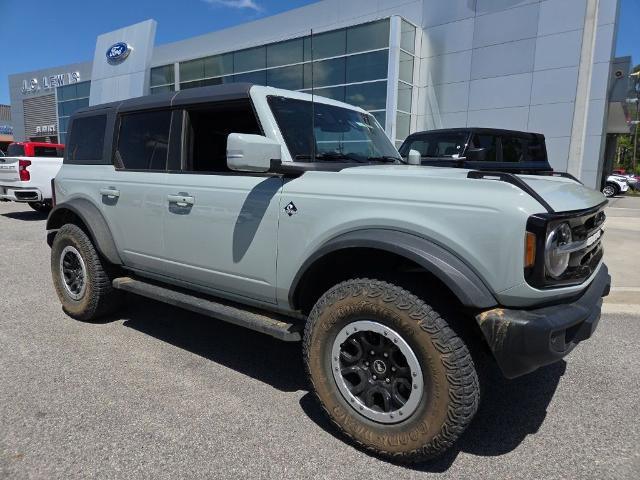 Certified 2024 Ford Bronco Outer Banks w/ Sasquatch Package