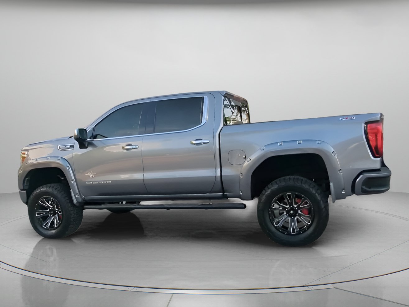 Used 2020 GMC Sierra 1500 SLT w/ SLT Premium Plus Package AWD/4WD image 15