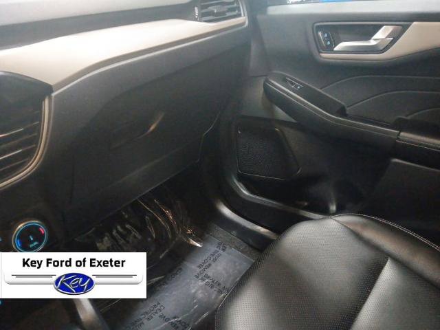 Certified 2022 Ford Escape SEL AWD/4WD image 28