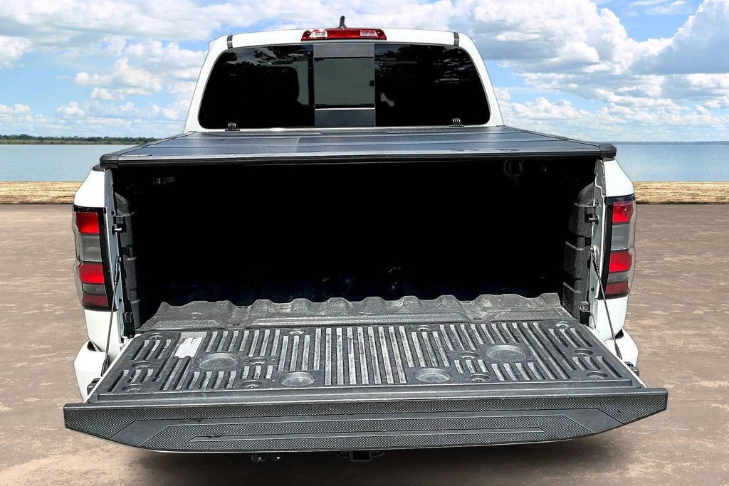 Used 2023 Nissan Frontier PRO-4X w/ Pro-4X Premium Package AWD/4WD image 9