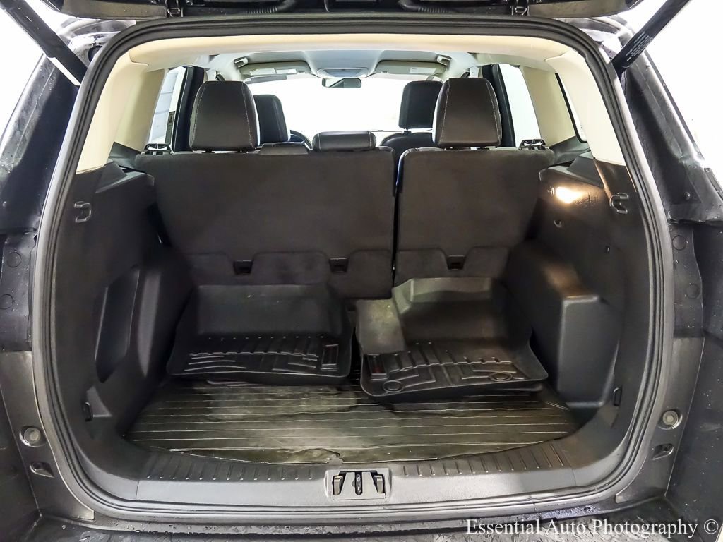 Certified 2017 Ford Escape SE w/ Equipment Group 201A image 20