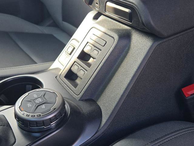 Certified 2024 Ford Bronco Black Diamond image 25