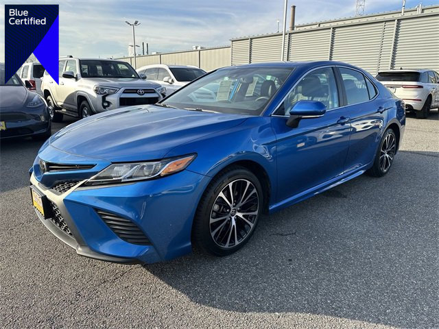 Used 2020 Toyota Camry SE image 1