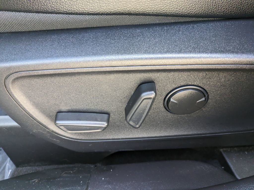 Certified 2022 Ford Escape SEL image 21