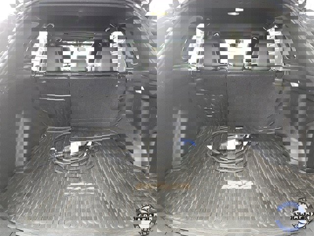 Used 2022 Toyota RAV4 SE image 27