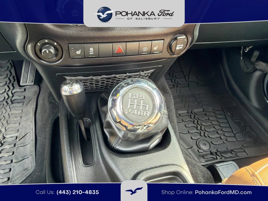 Used 2017 Jeep Wrangler Sahara AWD/4WD image 15