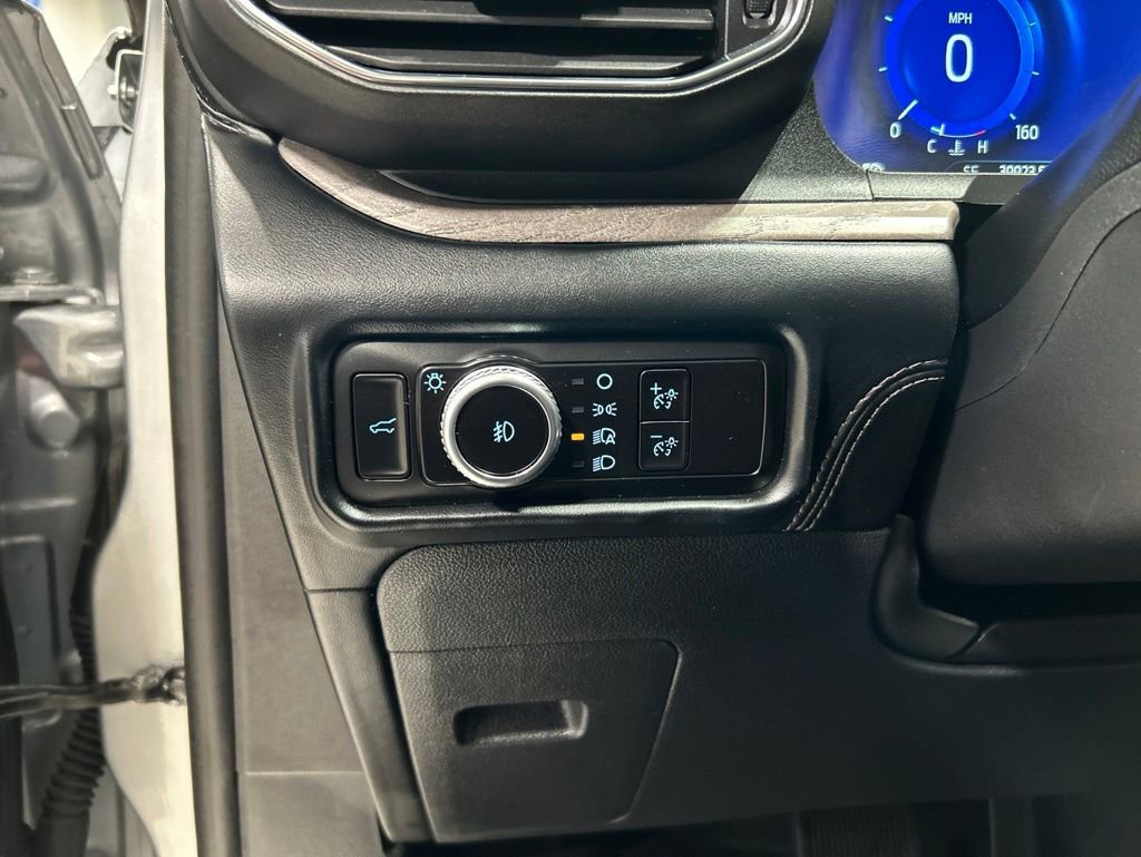 Certified 2023 Ford Explorer Platinum w/ Technology Package AWD/4WD image 12