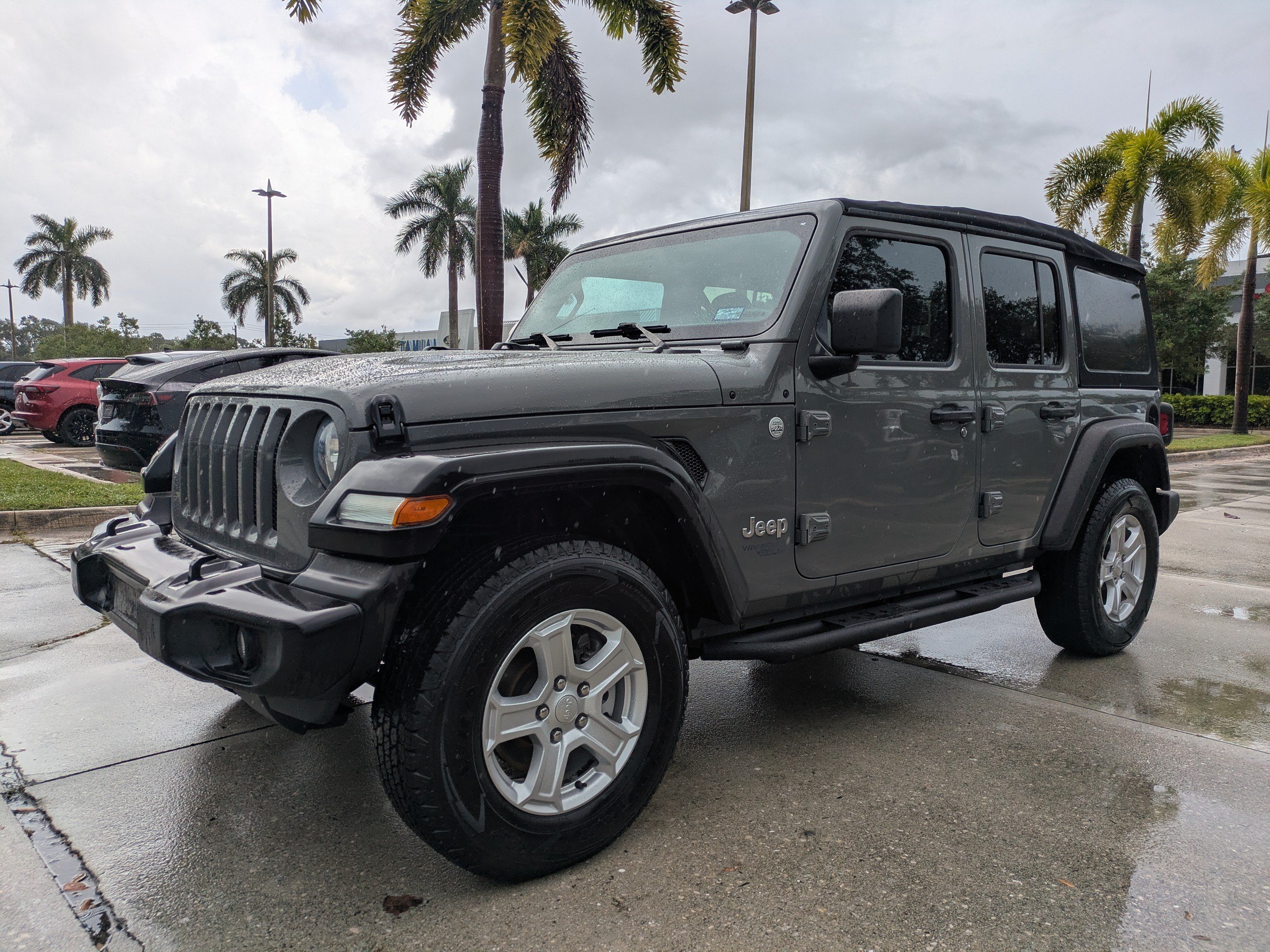 Used 2019 Jeep Wrangler Unlimited Sport S AWD/4WD image 7