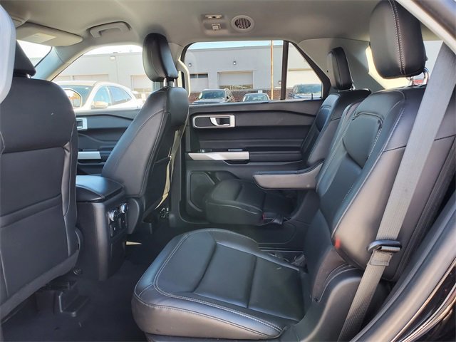 Certified 2022 Ford Explorer XLT w/ Equipment Group 202A image 27