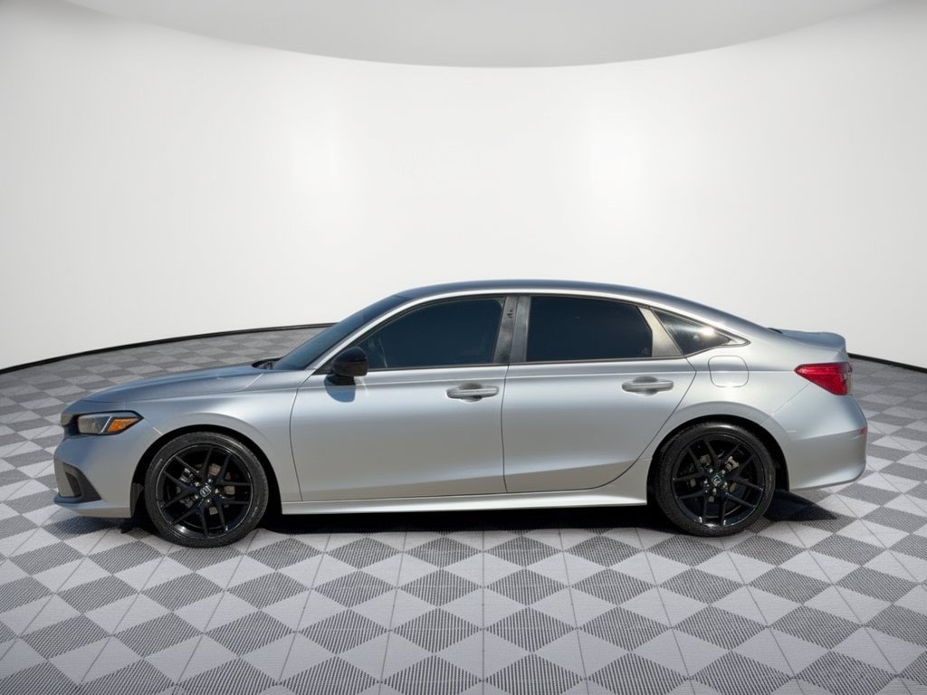 Used 2024 Honda Civic Sport image 2