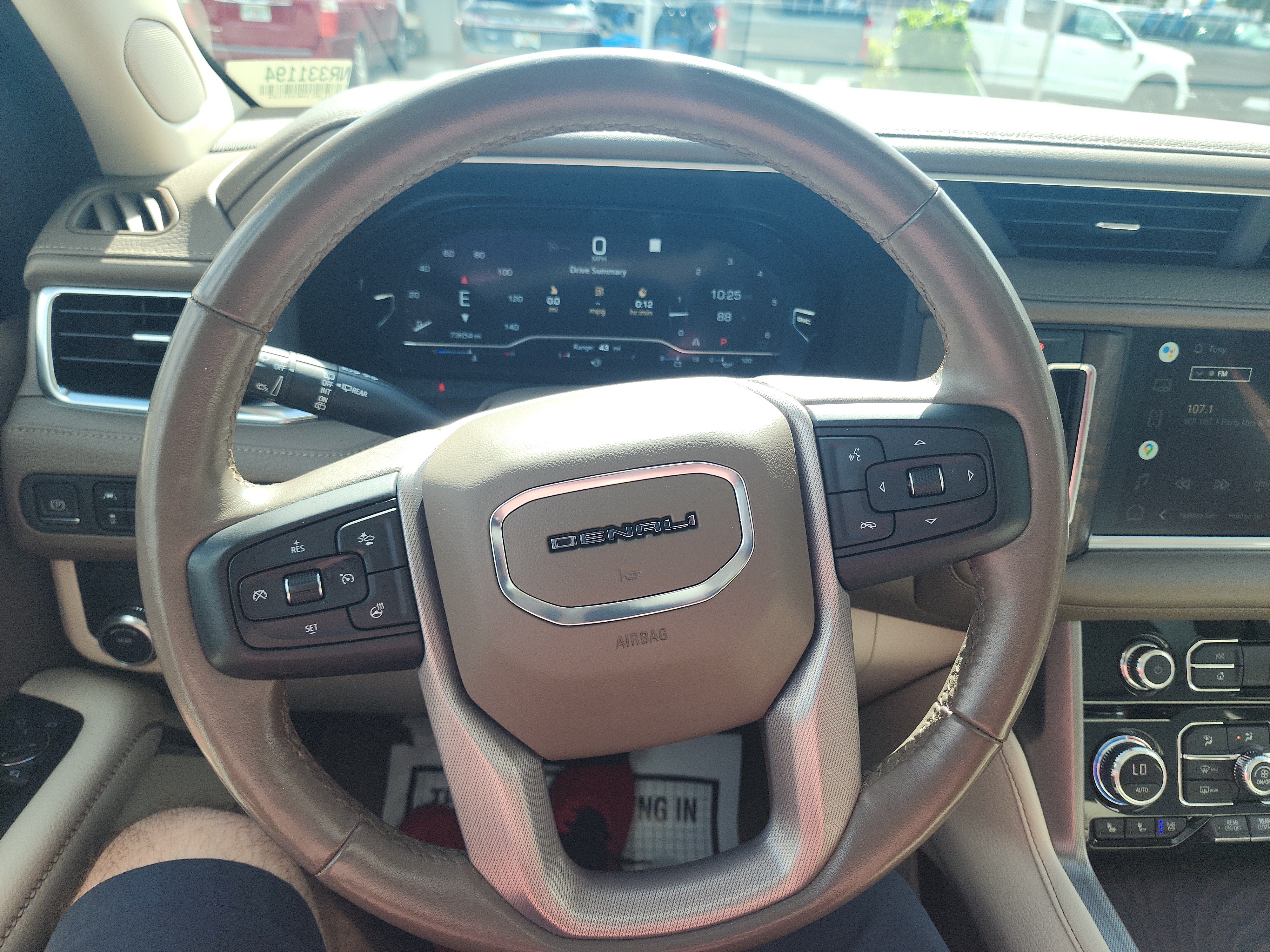 Used 2022 GMC Yukon XL Denali RWD image 38